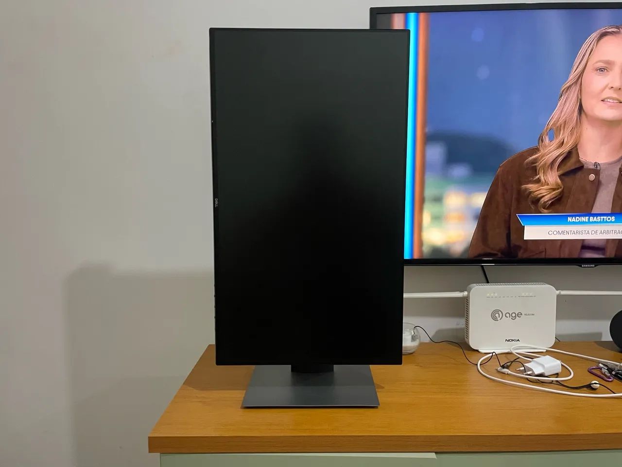 Monitor Dell UltraSharp U2419H - Full HD IPS 99%SRGB - (Com Caixa e Cabos) - Foto 2