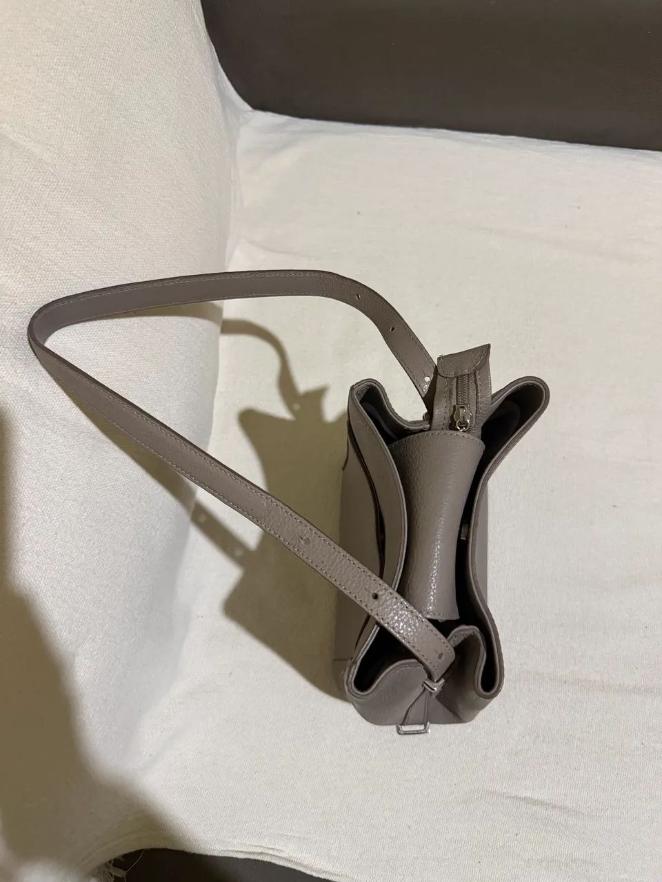 Bolsa da Arezzo cinza  - Foto 5