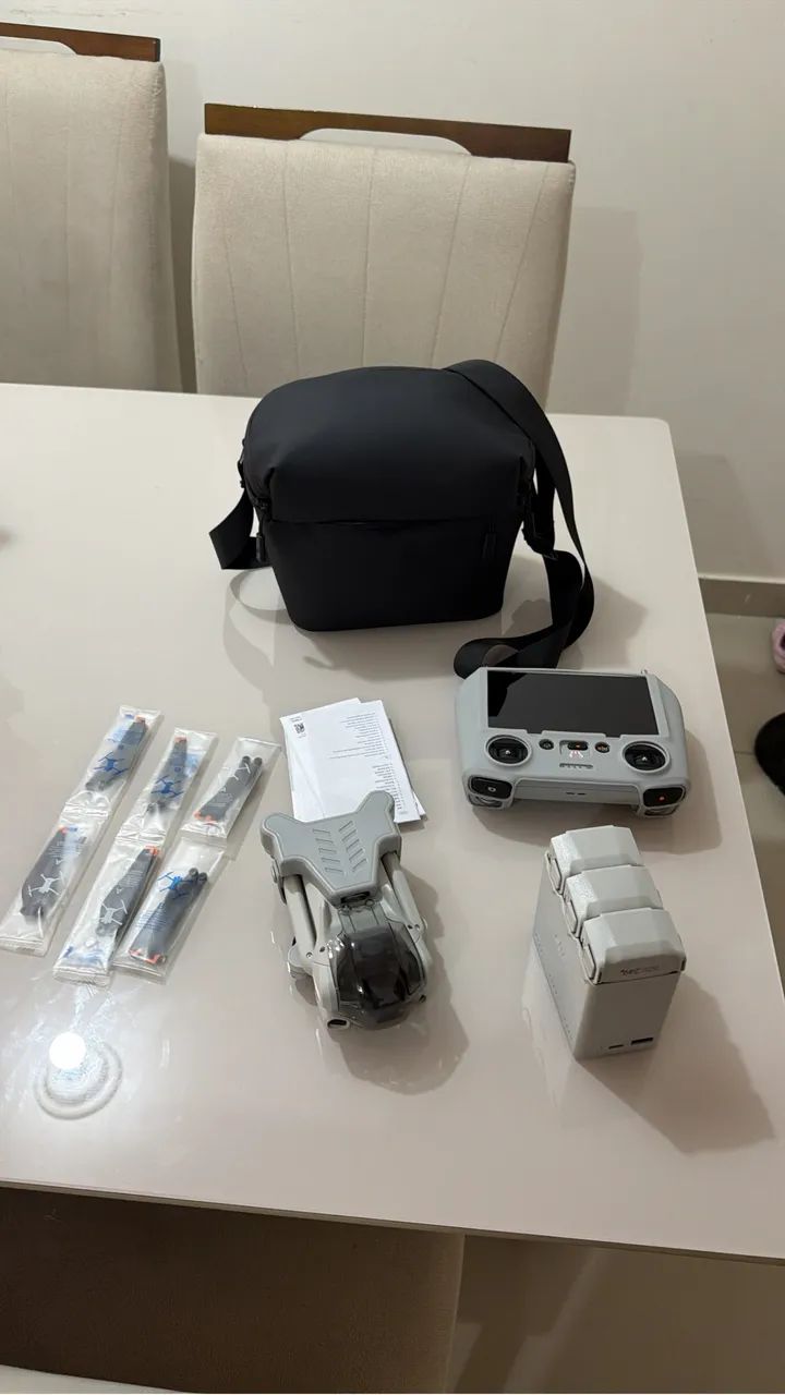 Drone DJI mini 3 combo fly com tela garantia e nota - Foto 2
