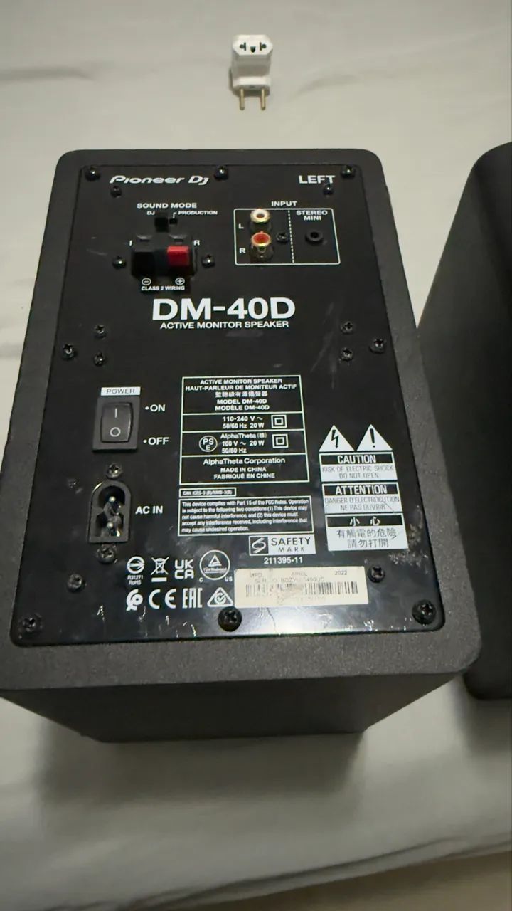 Monitor de áudio Pioneer DM - 40D
