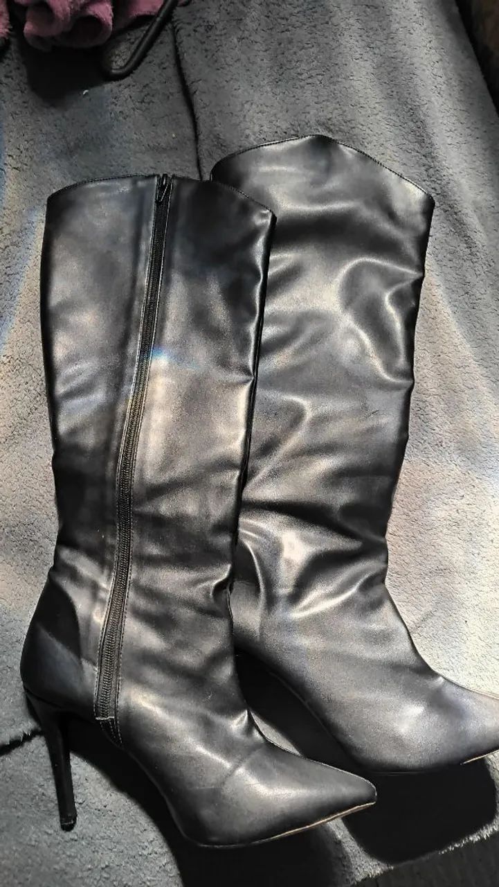 Bota de cano alto 