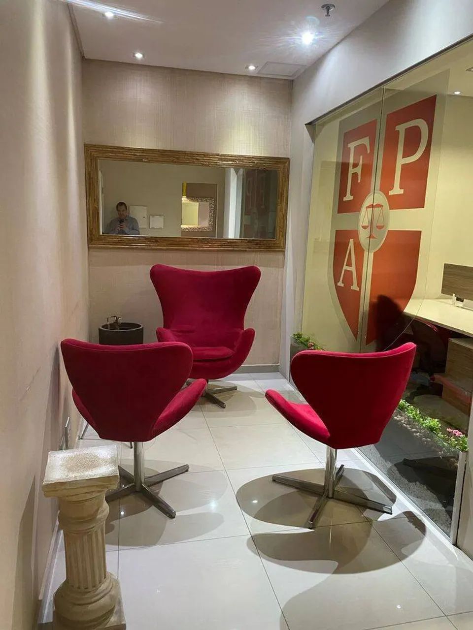 Sala mobiliada no Alpha Square 85m² para locação - Foto 5
