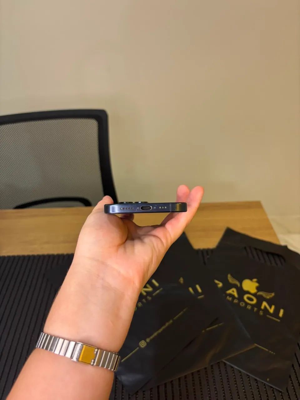 iPhone 15 Pro 128GB - Bateria 86% - Impecável - Foto 4