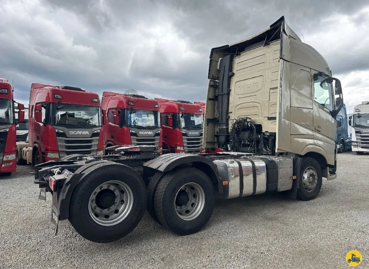 VOLVO FH-460 6X2<br>2021/2021<br>TETO ALTO<br>AUTOMÁTICO<br>TRUCK DE BALANÇA - Foto 6