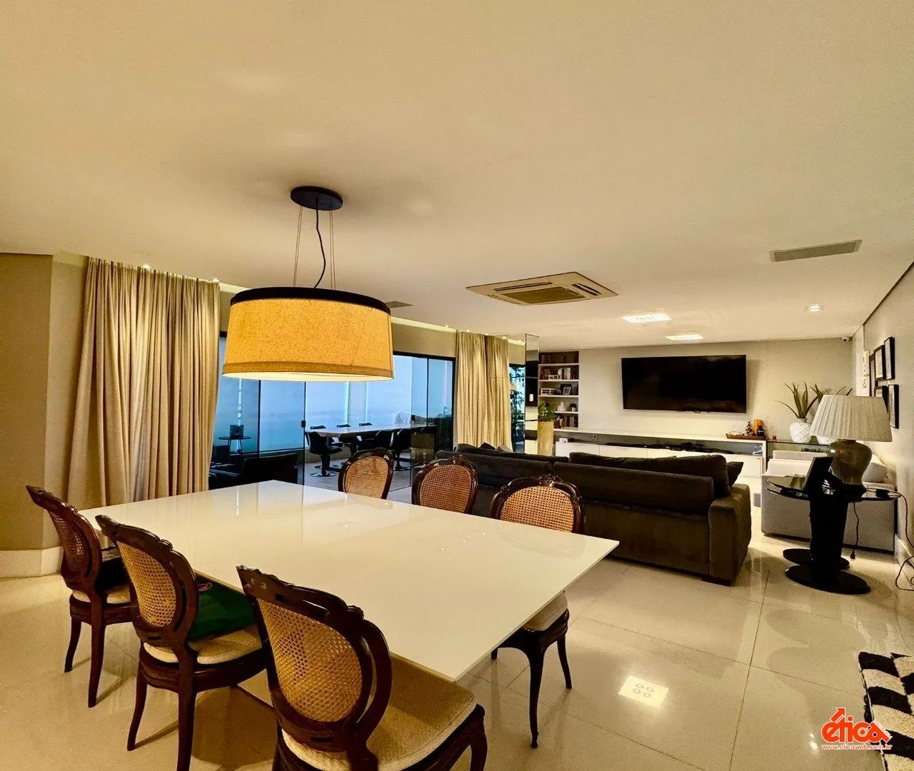 Apartamento à venda no Edifício Village Exclusive, 03 suites e 04 vagas de garagem - COD 9 - Foto 5
