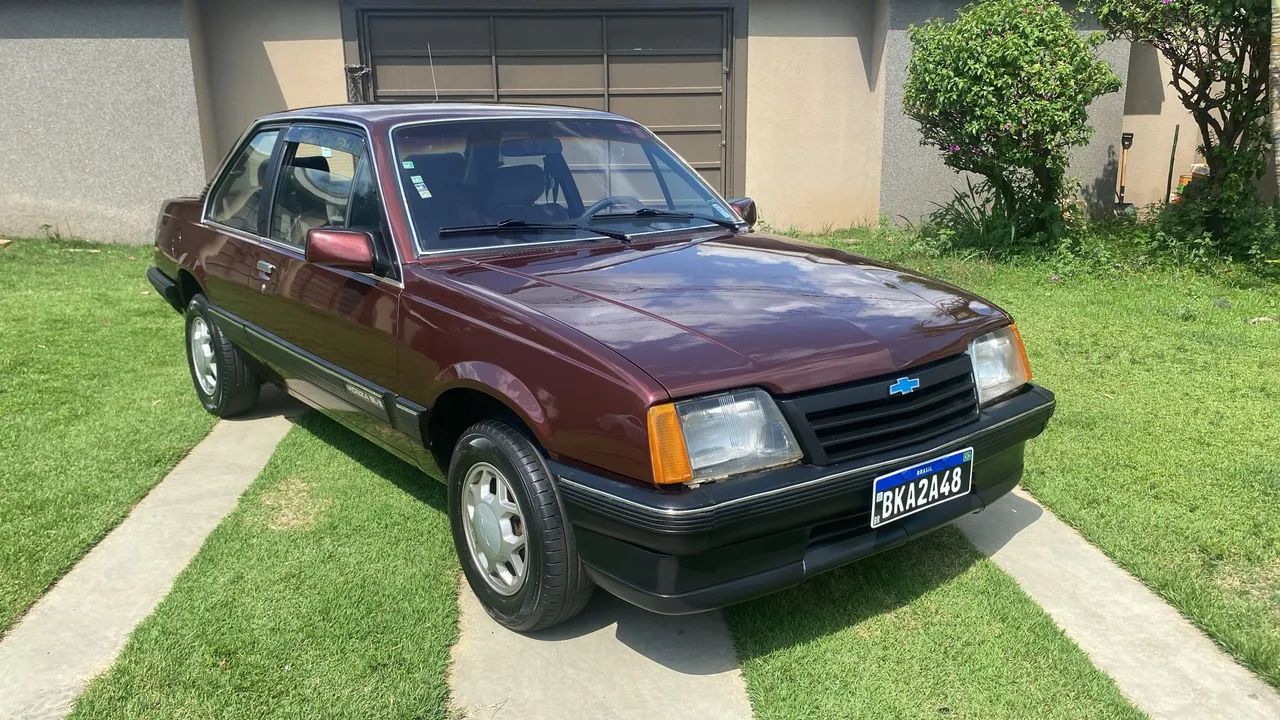 Chevrolet Monza Classic SE 2.0 /mpfi E EFI 2P E 4P 1990