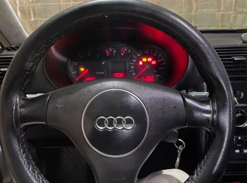 Audi A3 1.6 5P 2005 - Foto 4