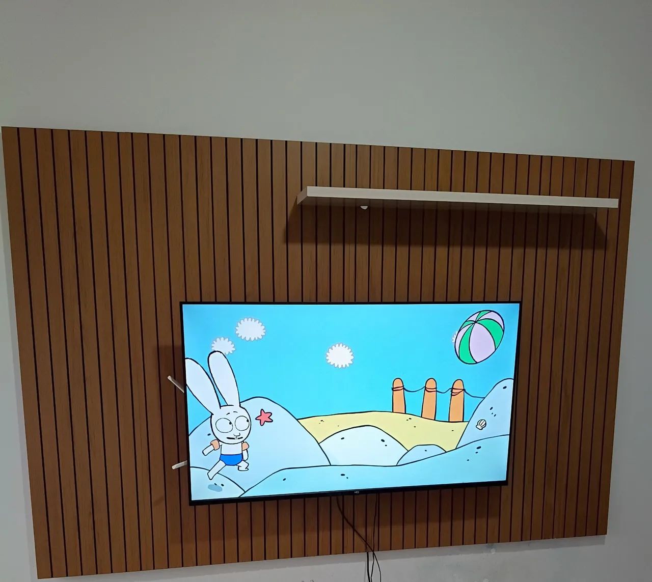 Painel Para TV Até 65 Polegadas Com Prateleira