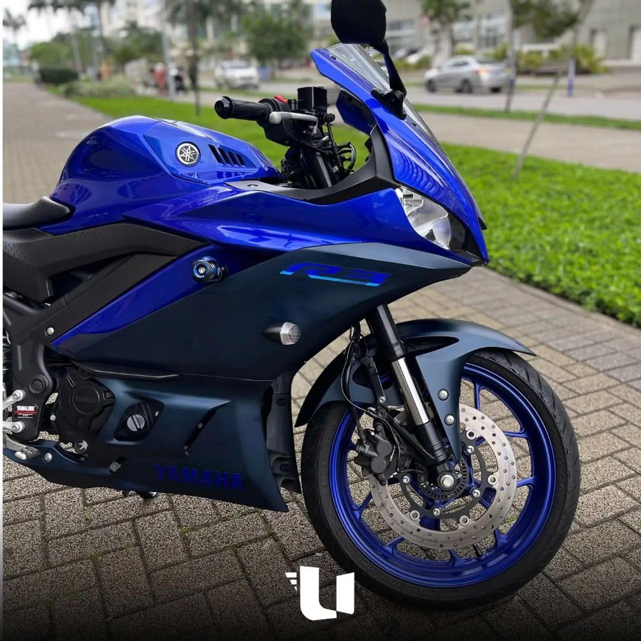 YAMAHA R3 - Foto 5
