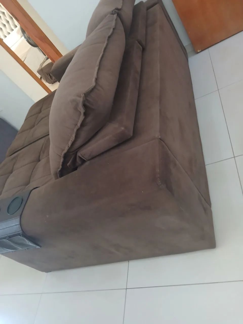 Sofá reclinável/retrátil 