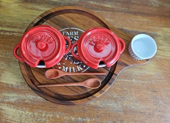 Tábua para servir com panelinhas - Foto 4