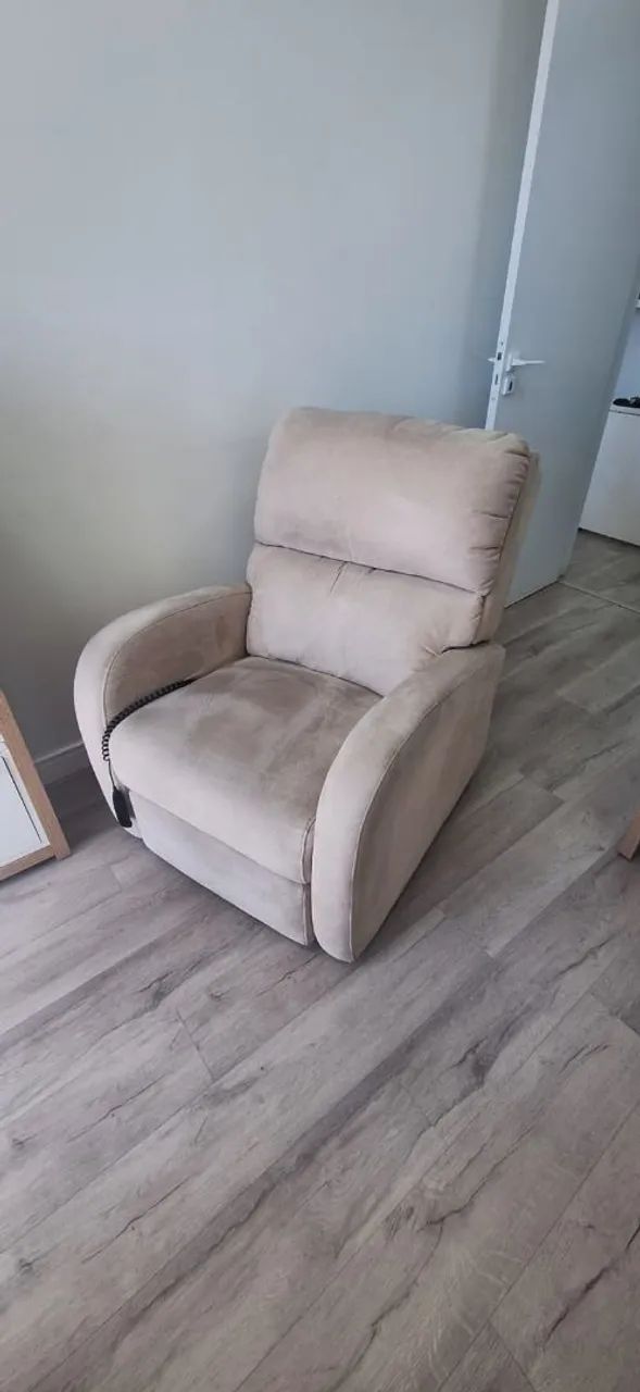 Poltrona reclinável