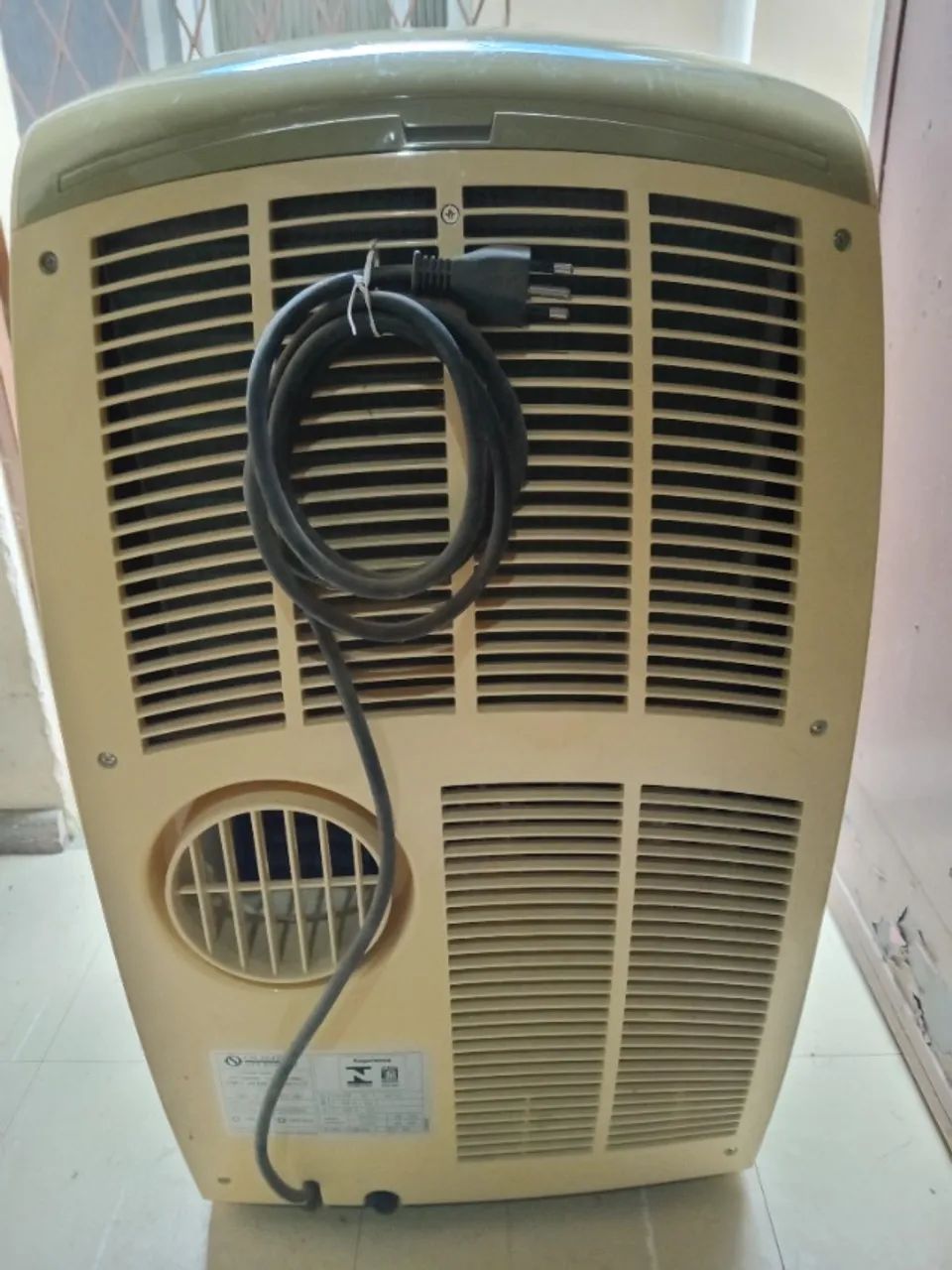AR CONDICIONADO PORTÁTIL - Foto 3