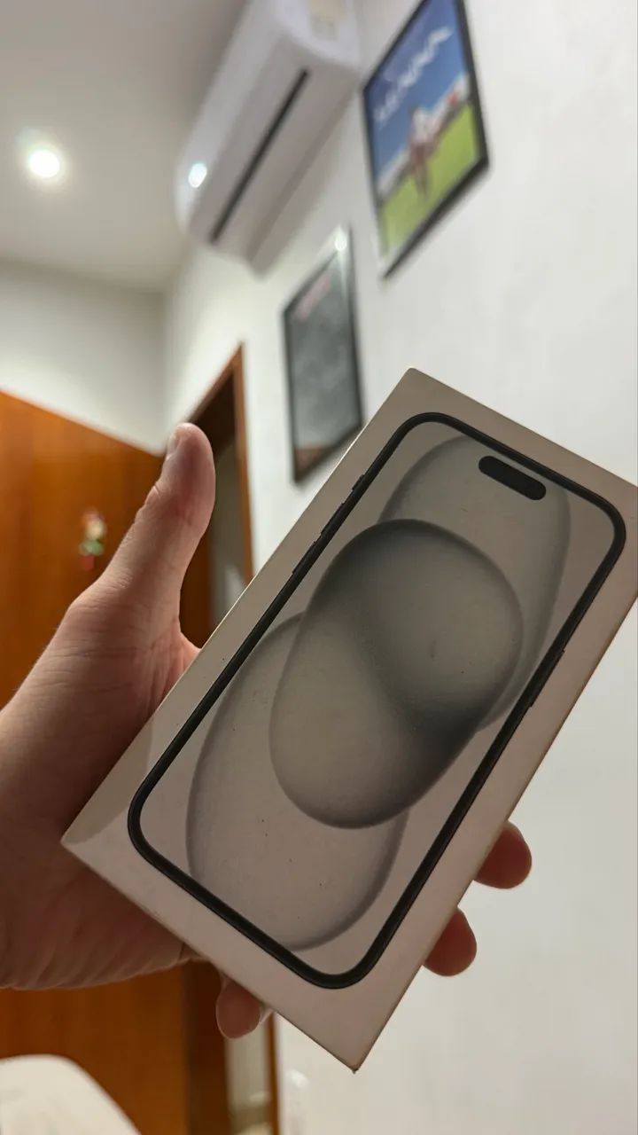 Caixa vazia iPhone 15