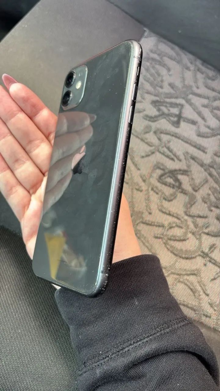 iPhone 11. 64GB - Foto 3