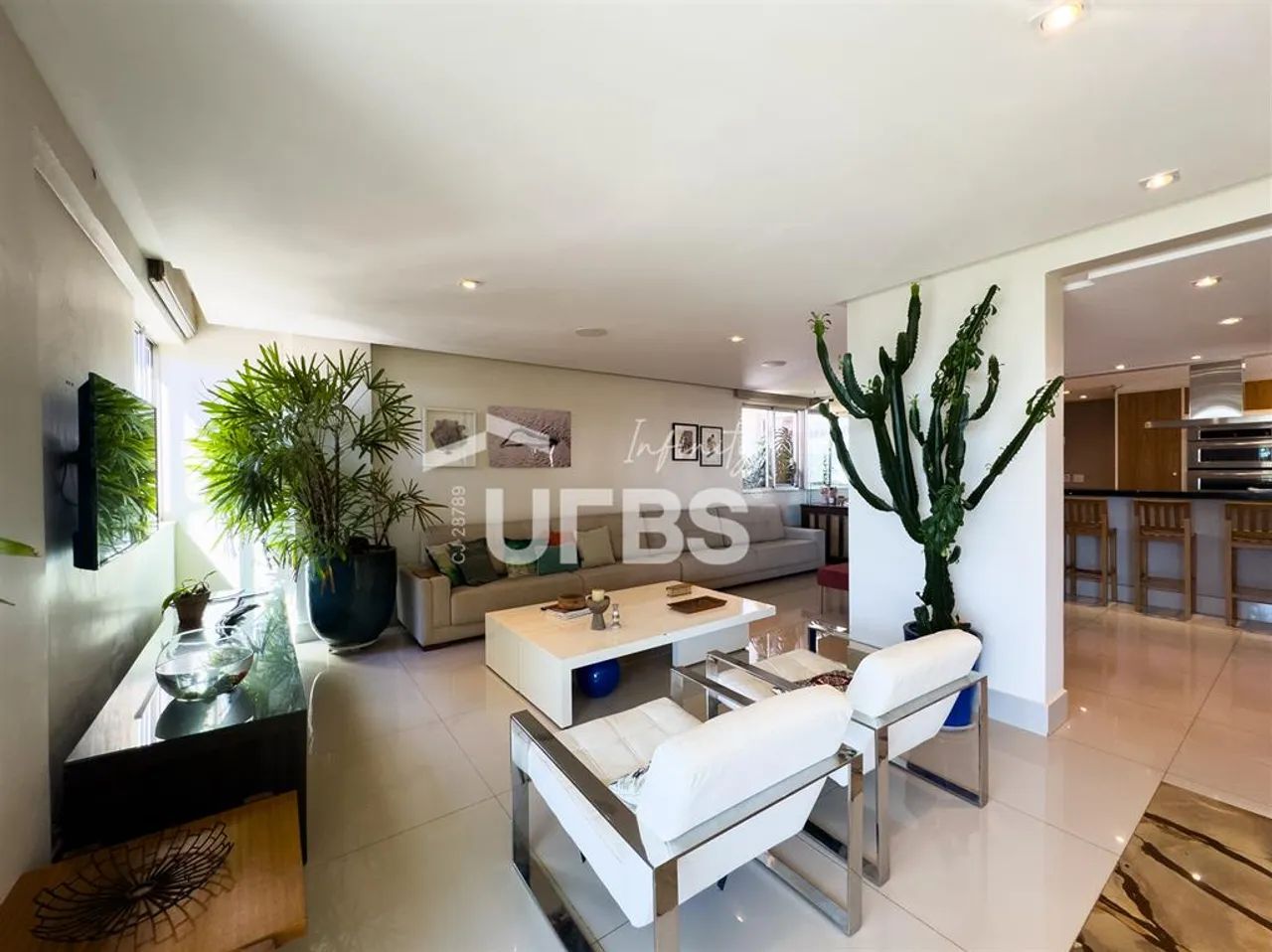 Duplex de Altíssimo Luxo com 397,54 m² no Setor Oeste - Foto 2