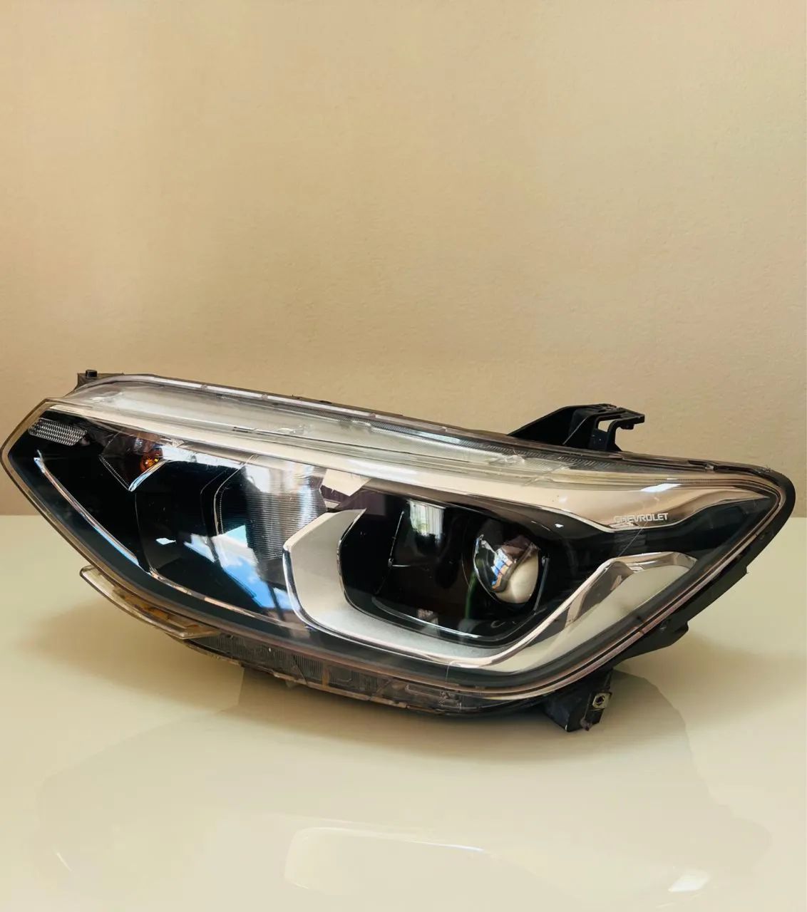 01_lukeee Farol esquerdo Tracker LT em excelente estado - Peças para carros