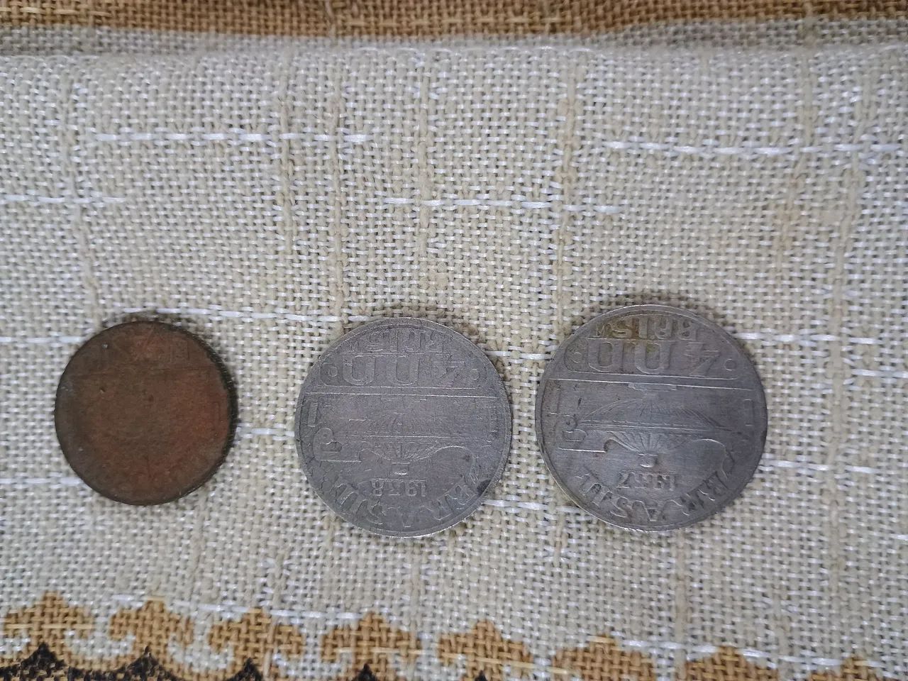 Moedas antigas reverso medalha. - Foto 5