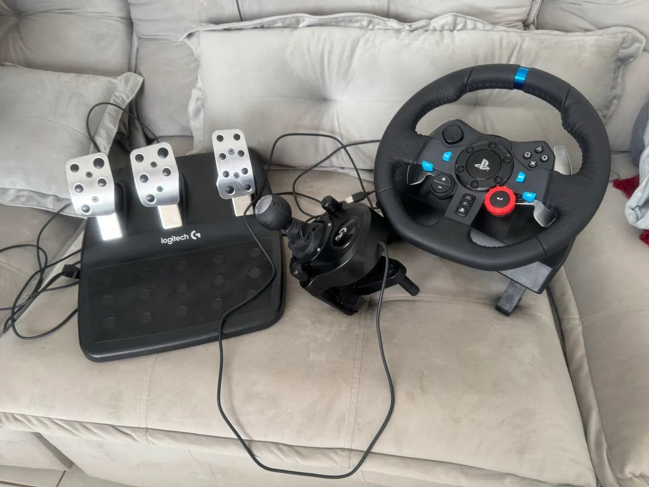Volante logitech g29, pedais e câmbio 