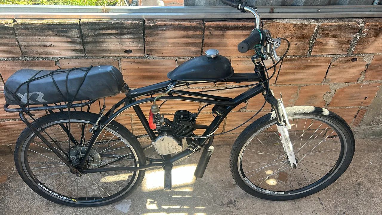 Duas bicicletas motorizadas e uma bicicleta normal  - Foto 5