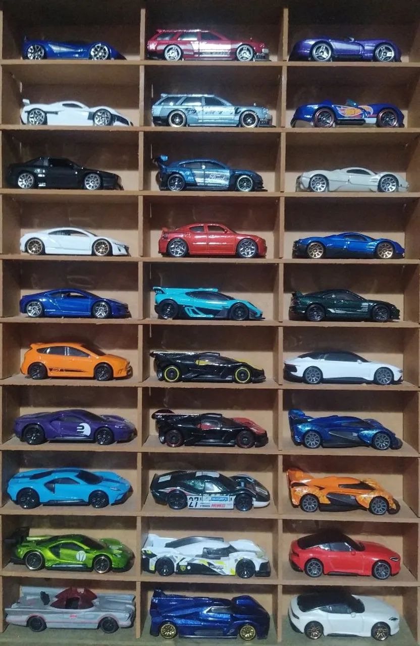 Carrinhos e miniaturas Hot Wheels R$25,00 cada  - Foto 2