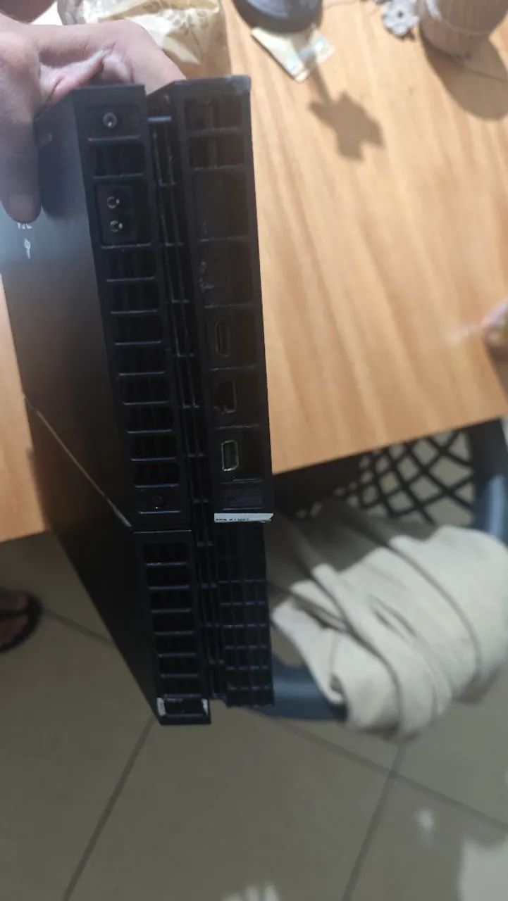 PlayStation 4 defeito  - Foto 2