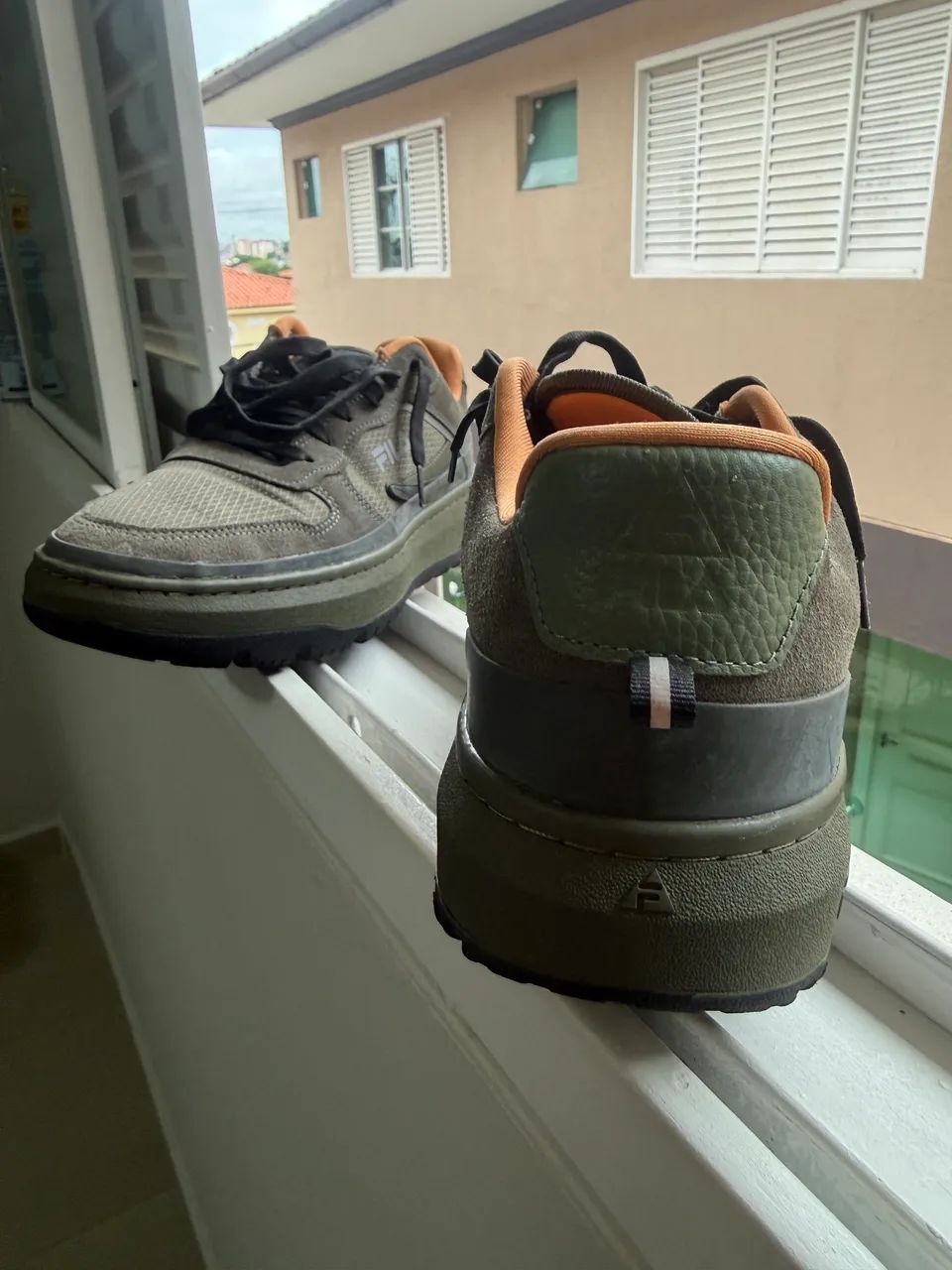 TÊNIS FILA CASUAL BEM NOVO