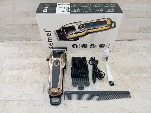 Maquina Profissional Cabelo e Barba Kemei KM-1990 sem Fio - Foto 2
