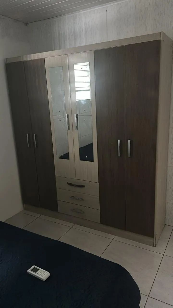 Guarda roupa de casal