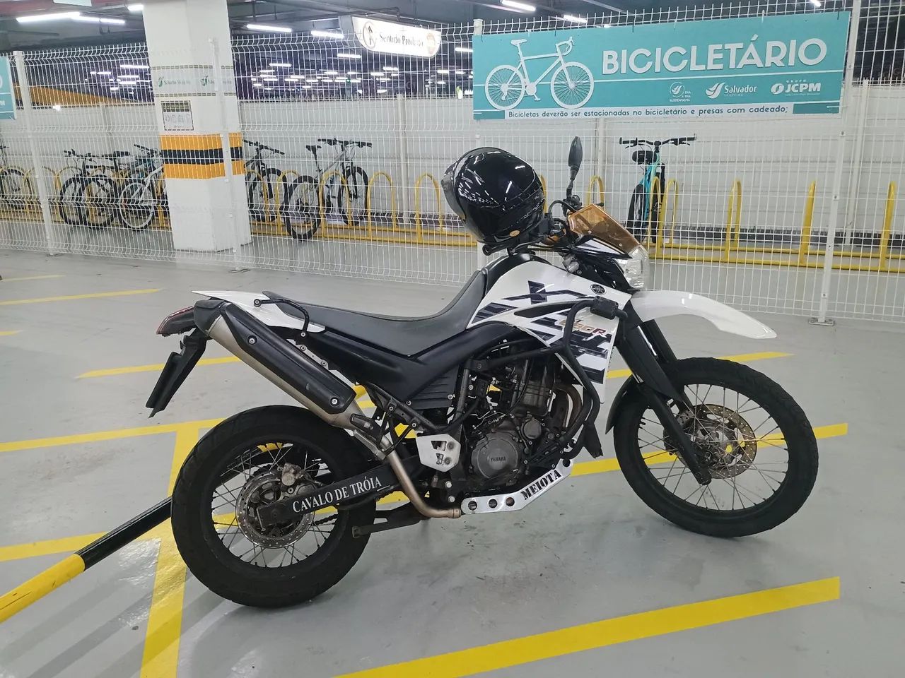 Xt660R