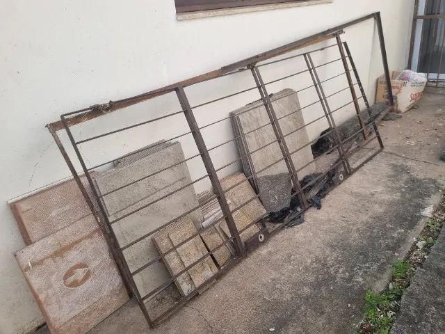 2 PORTÕES DE FERRO - Foto 2