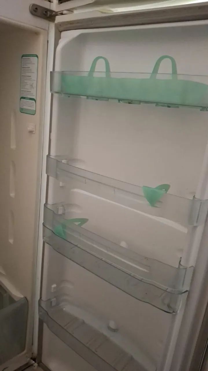 vende-se geladeira consul fros free  - Foto 3