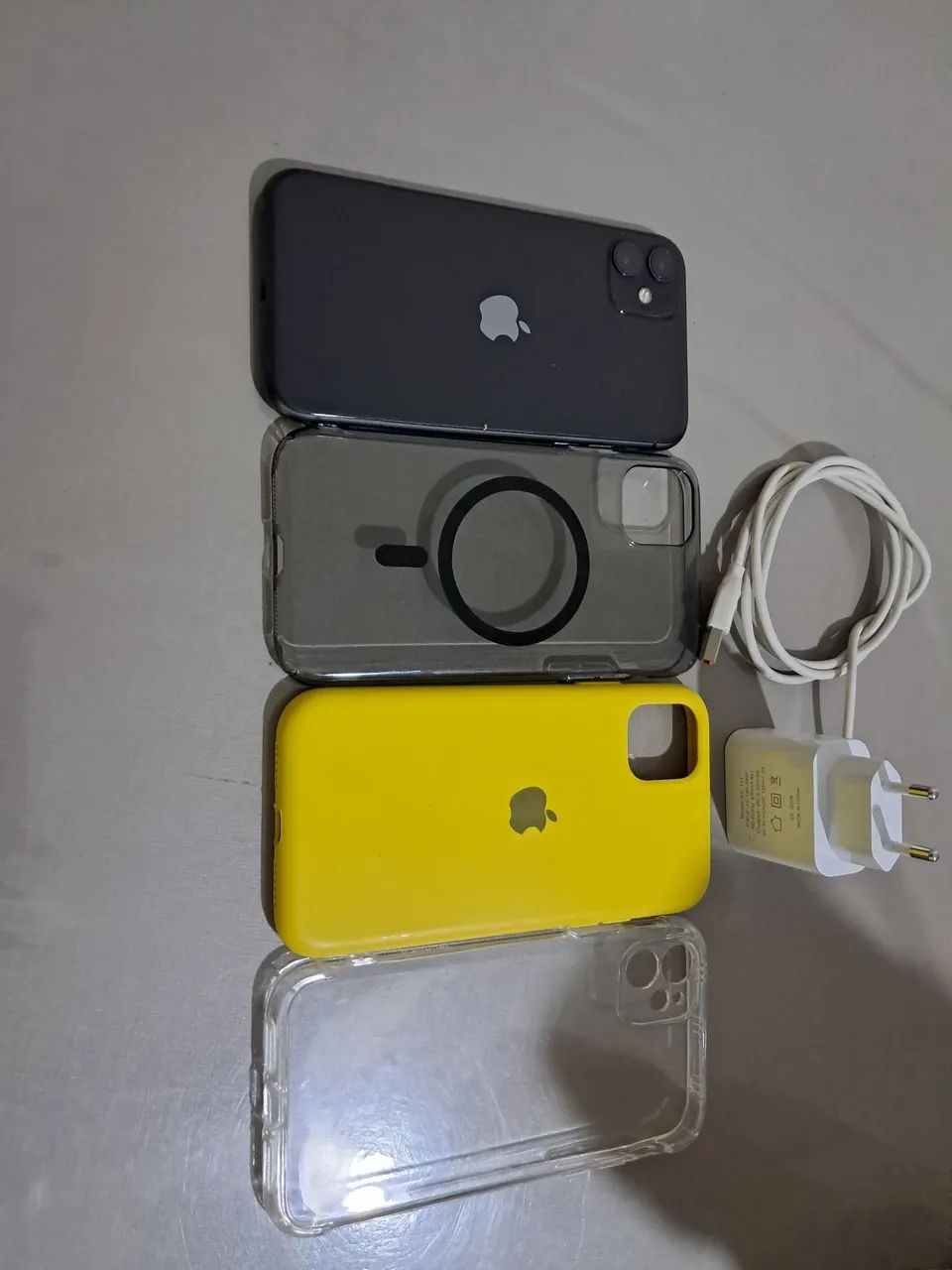 Vende-se IPHONE 11 DE 64 GIGAS ZERADO  - Foto 2