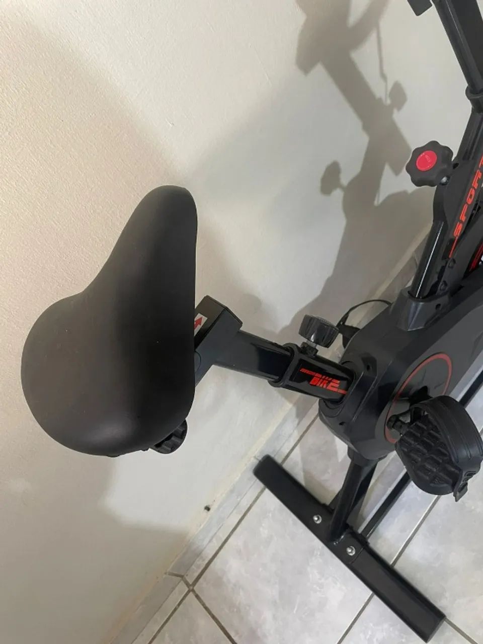 Vende-se Bicicleta Ergométrica  - Foto 3