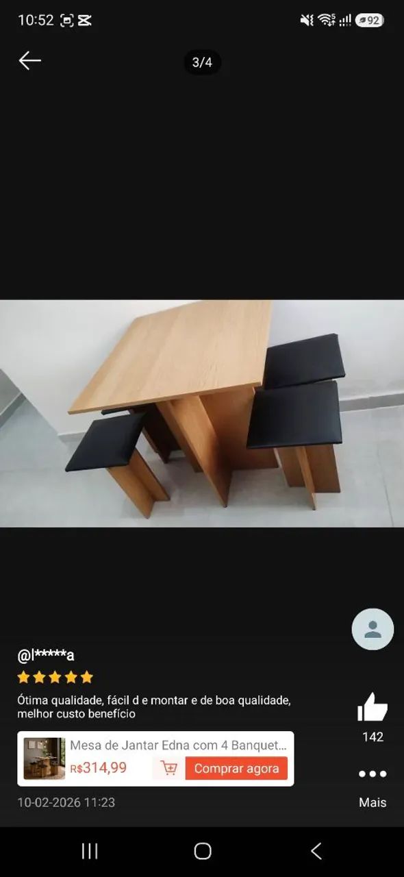 Mesa de jantar com 4 banquetas