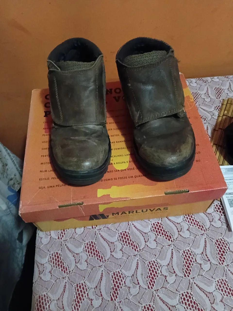Bota de segurança marluvas.