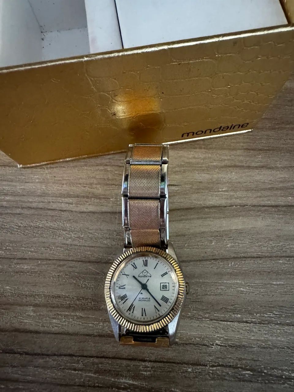 Relógio mondaine