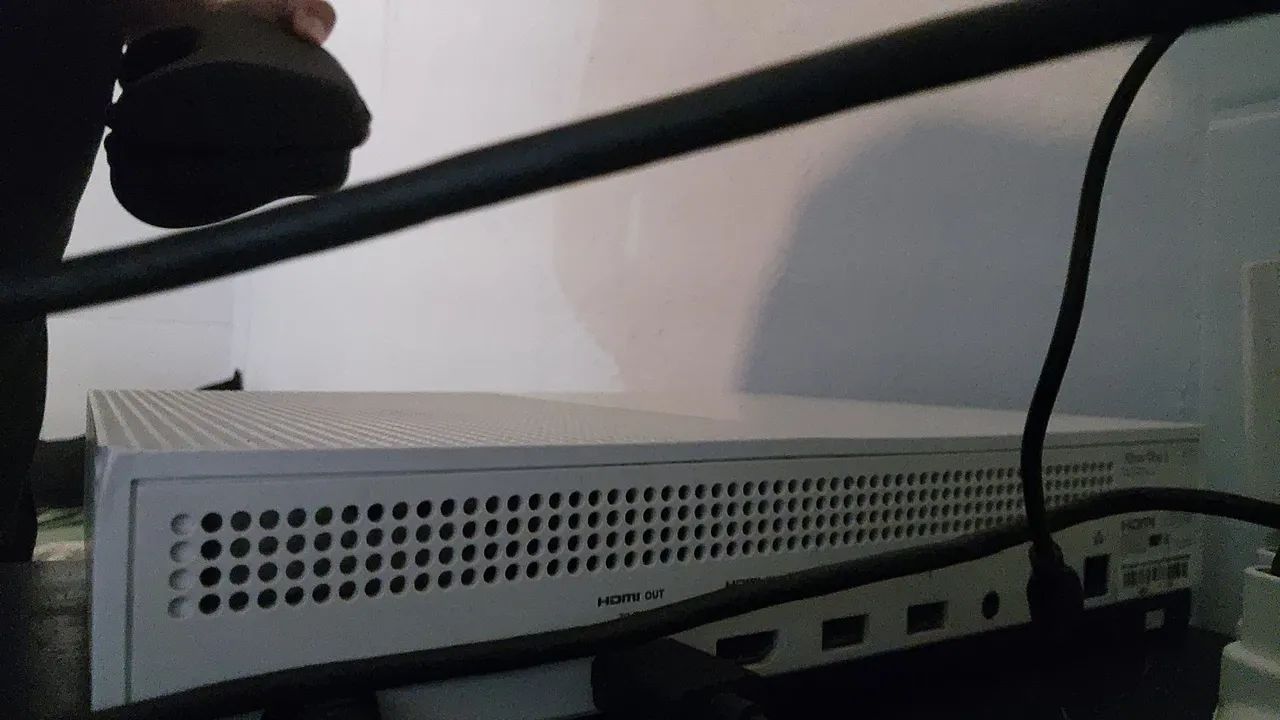 X box one S 1T - Foto 4