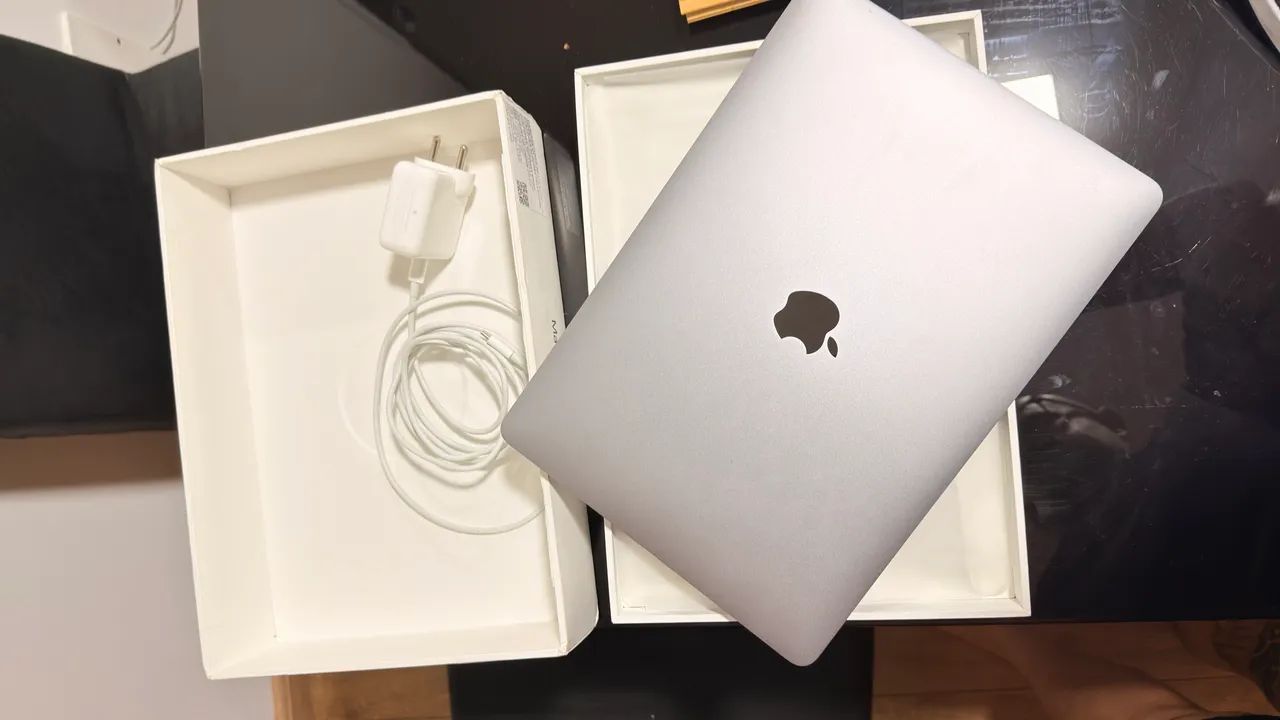 Apple Macbook Air (13 polegadas, 2020, Chip M1, 256 GB de SSD