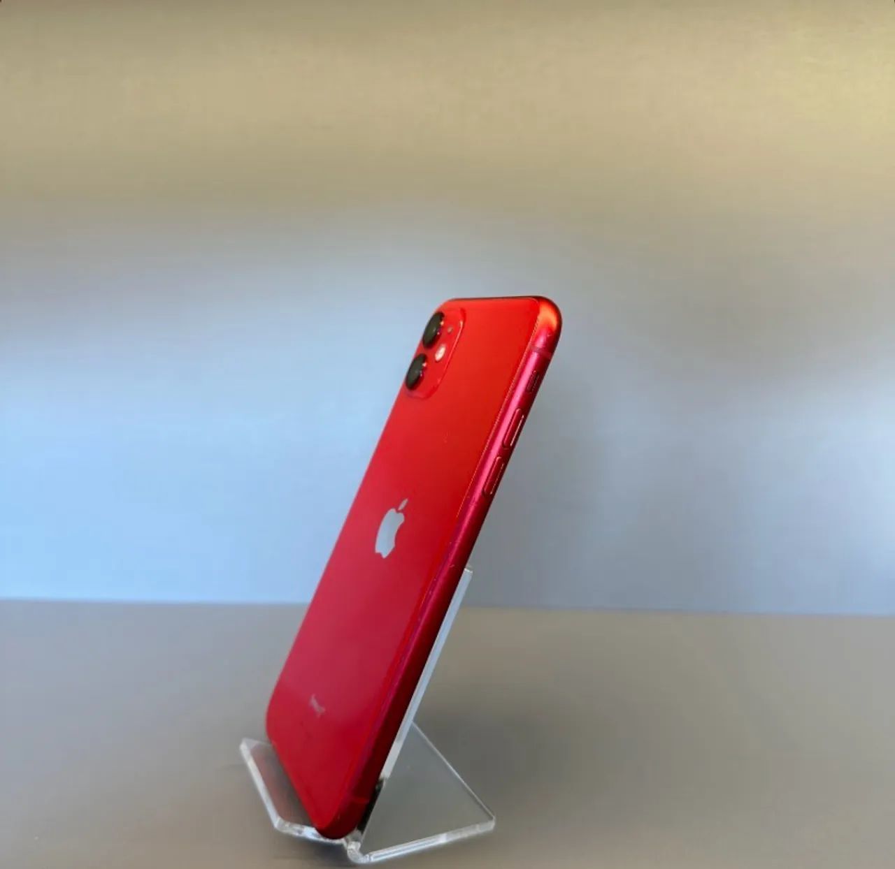 iPhone 11 Red 128gb  - Foto 2