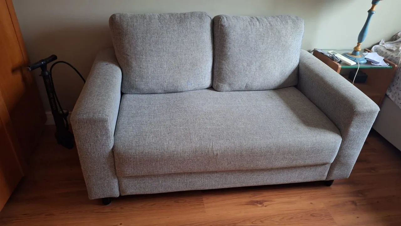 Vendo Sofá 2 lugares 
