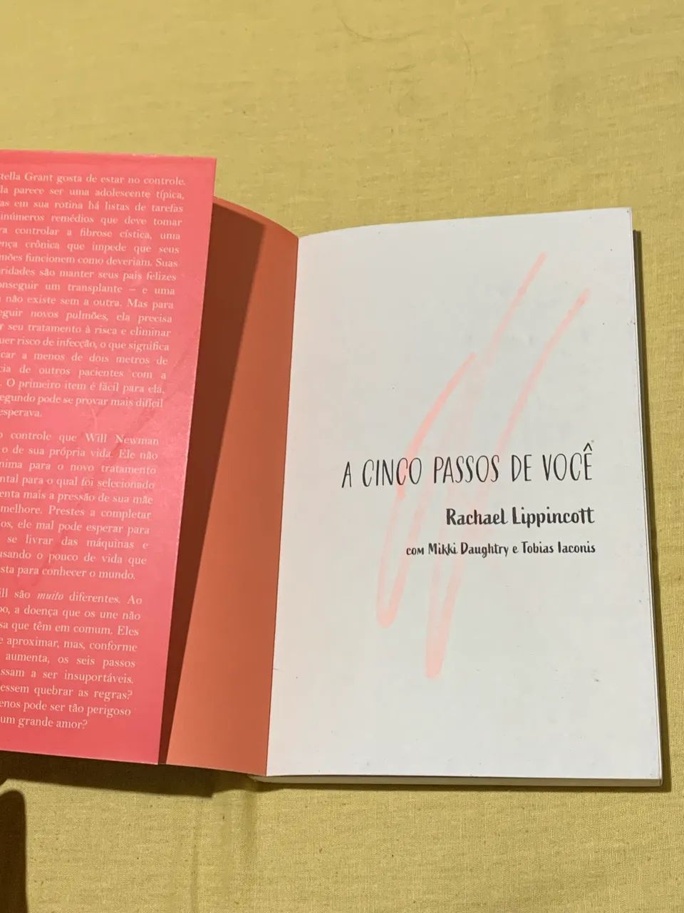 Livro - A cinco passos de você  - Foto 2