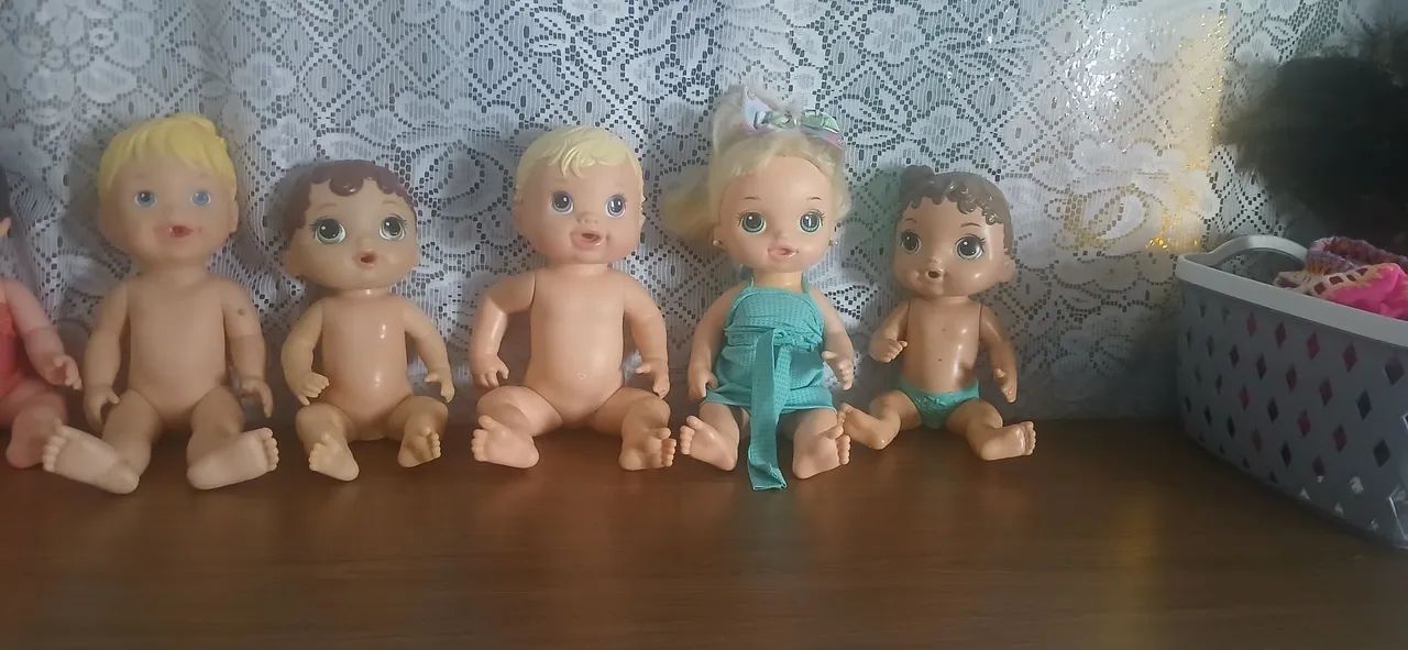 Lote de bonecas. - Foto 2