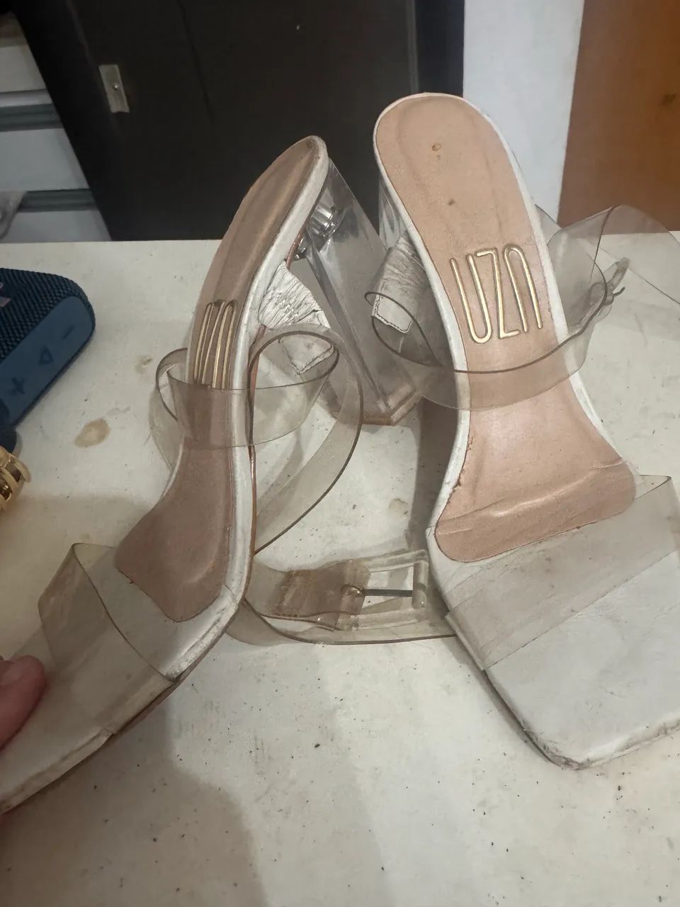 Sapatos 35/ luz da lua/ Arezzo/uza/ schutz/ lança  - Foto 3