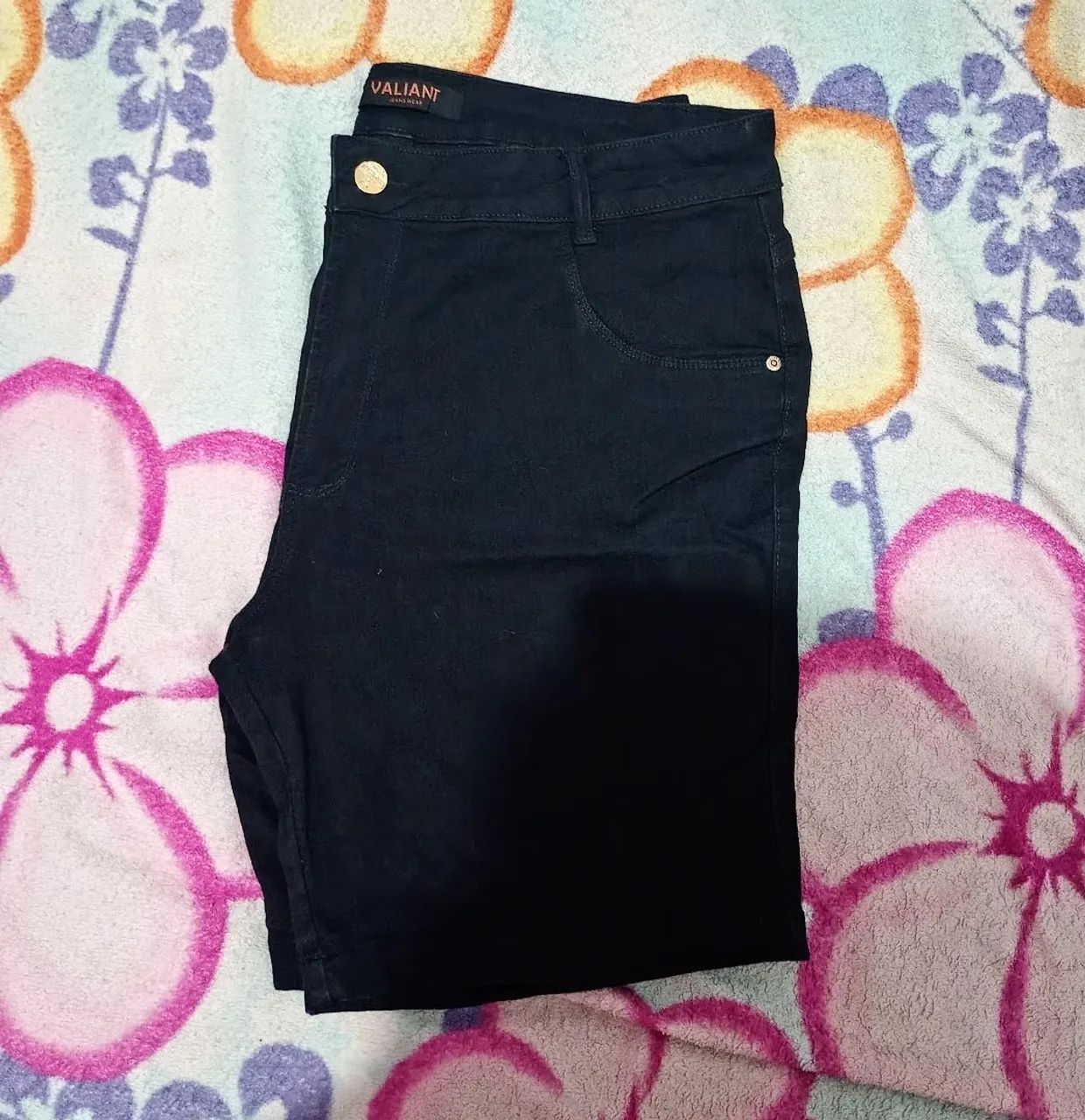 Vendo Bermuda Plus size Tam 54 Nunca usada.  - Foto 2