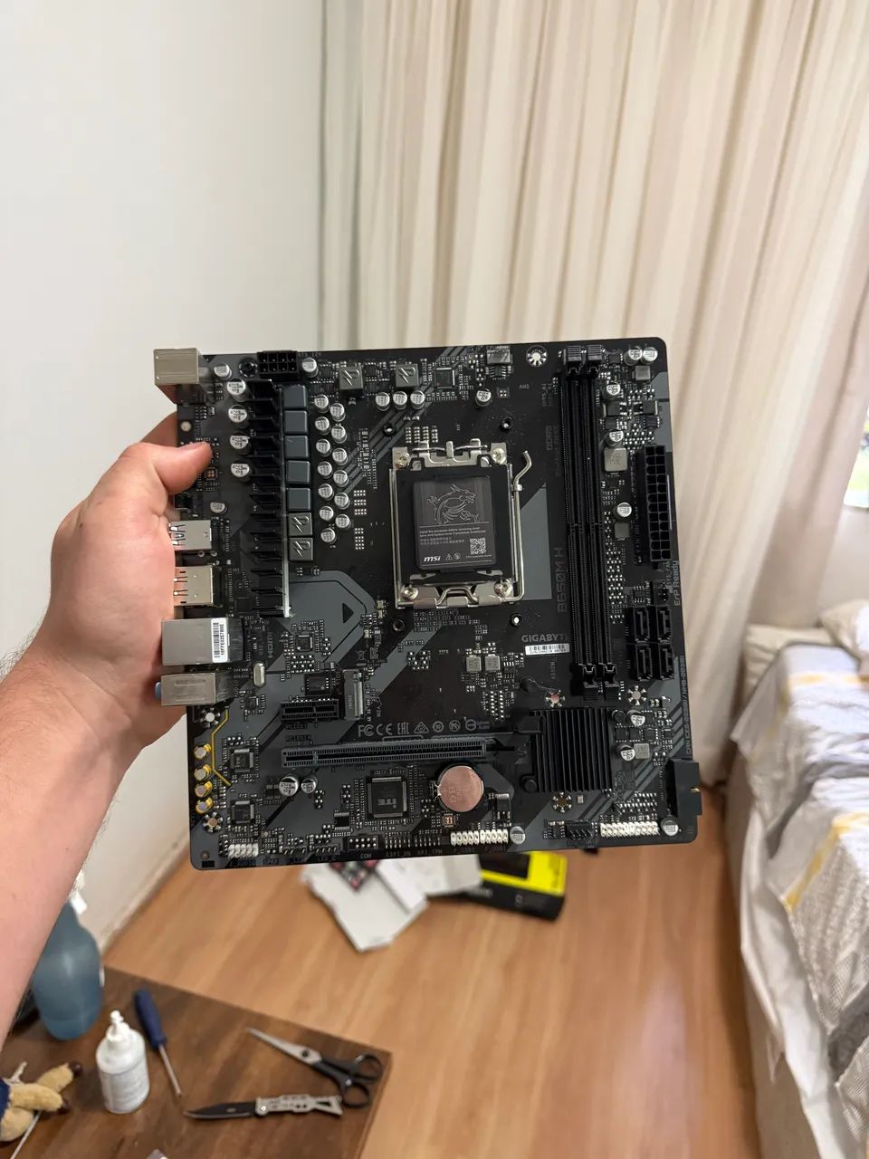 PLACA DE VÍDEO GIGABYTE B650 mh 1.2 am5  - Foto 3