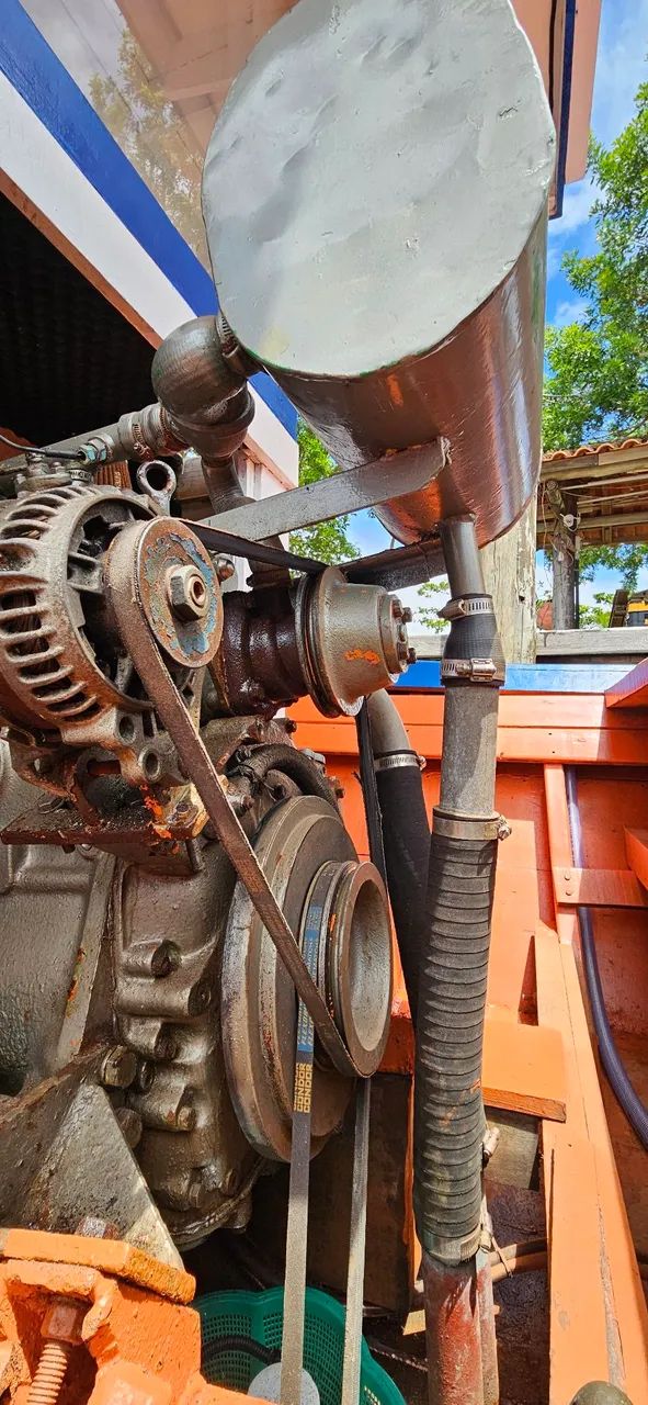 Barco bote chalupa motor mwm 4cc, envenenado 02/2026, parte elétrica nova. - Foto 12