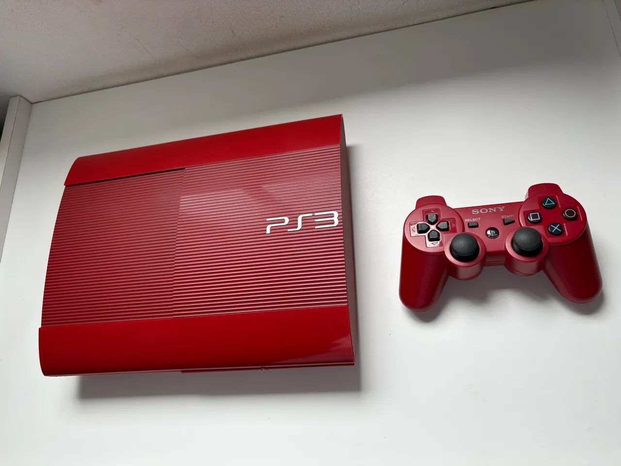 PS3 Super Slim 500GB Impecável - Limited Edition: God Of War