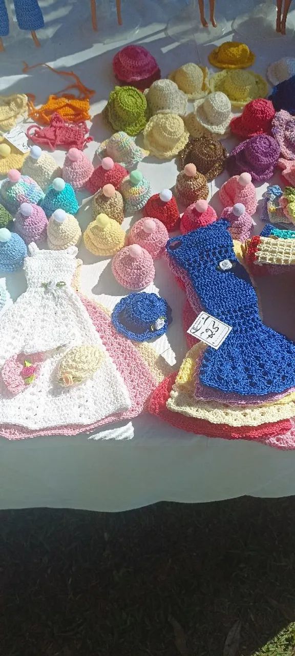 Roupas e acessórios em crochê para Barbie - Foto 3