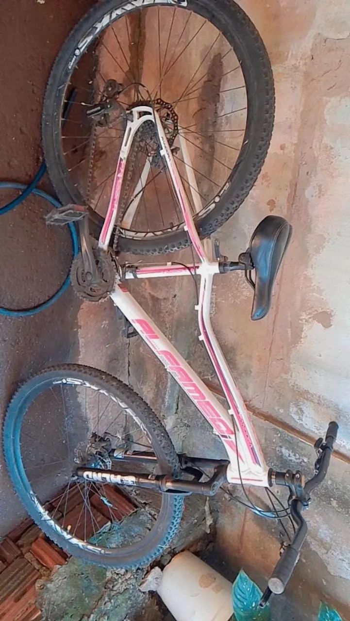 Vende -Se Bicicleta 